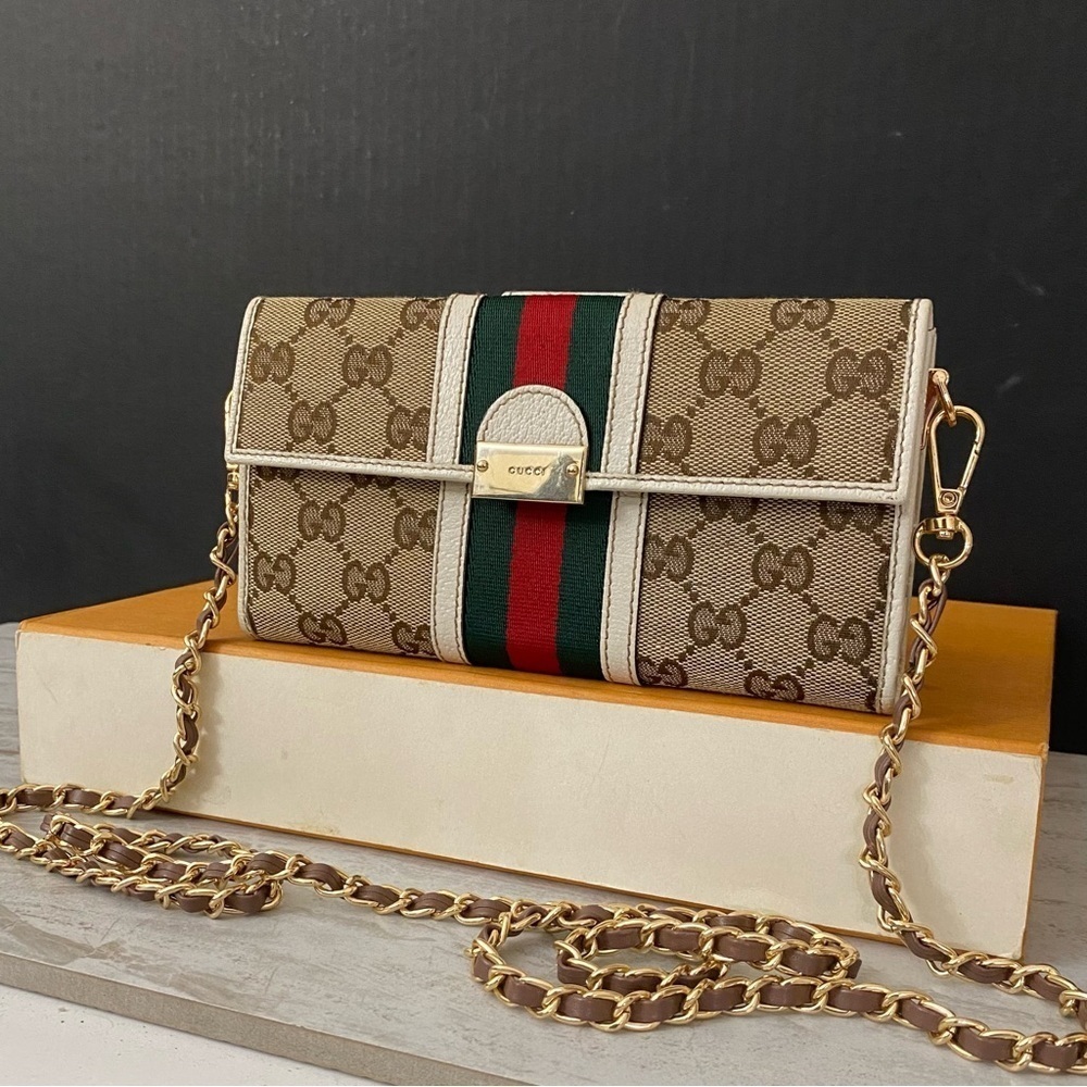 Gucci Gg Sherry Line Canvas Leather Wallet To Crossbody Bag